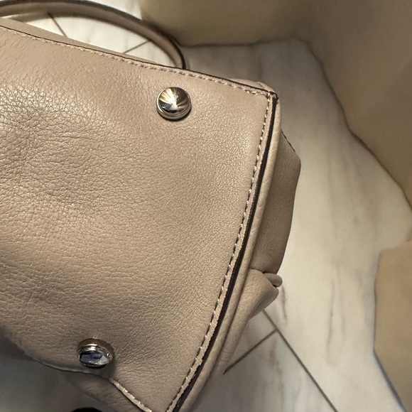 B Makowsky Beige Leather Satchel w/ Crossbody Strap - Picture 6 of 6